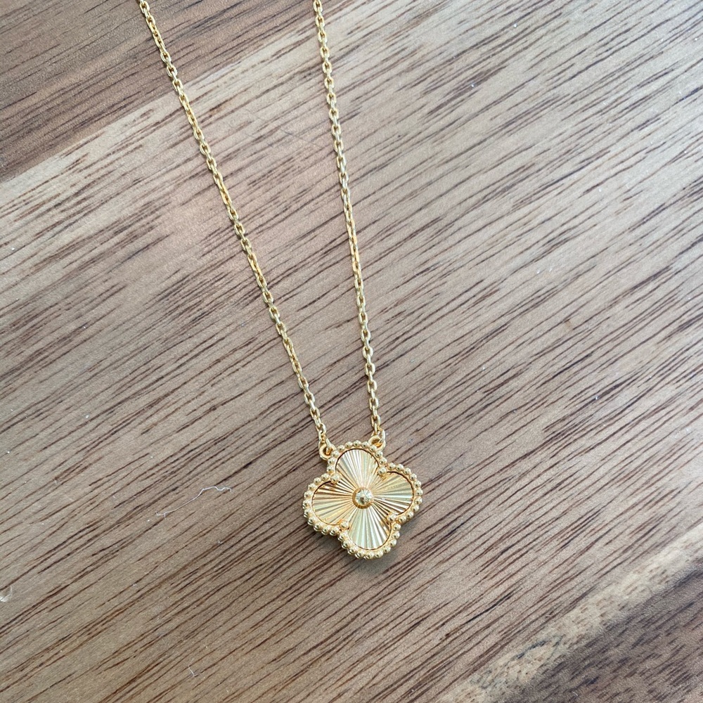 Alhambra Necklace